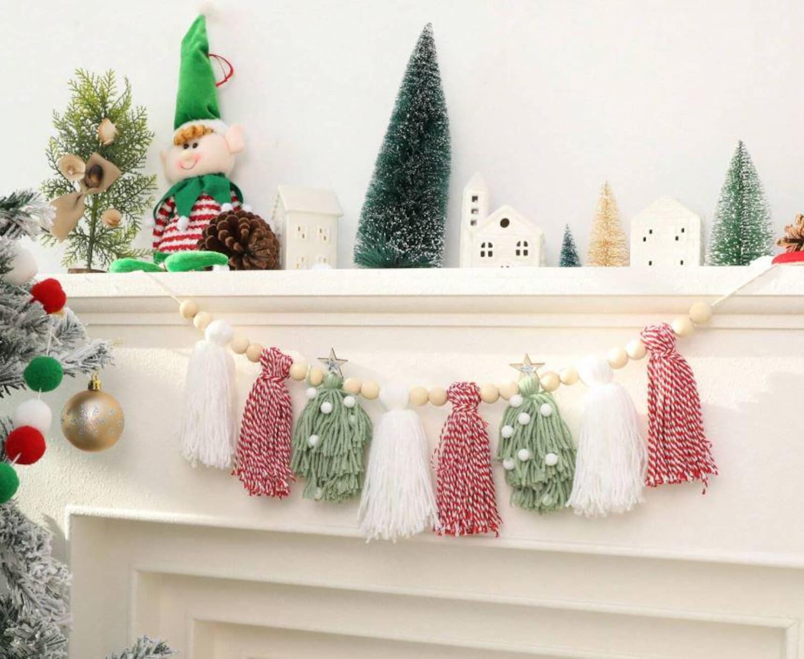 Christmas Garland: White Red and Green Tassels & Wooden Beads - Stars