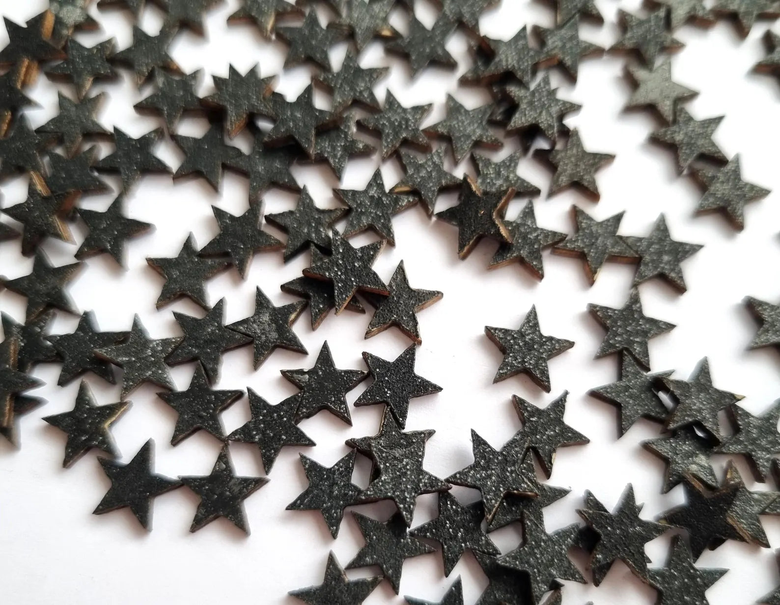 Red - Black - Glitter Wooden Star Confetti: Shimmery Table Scatter, Craft Supplies, Black Shimmer Stars (0.9cm)