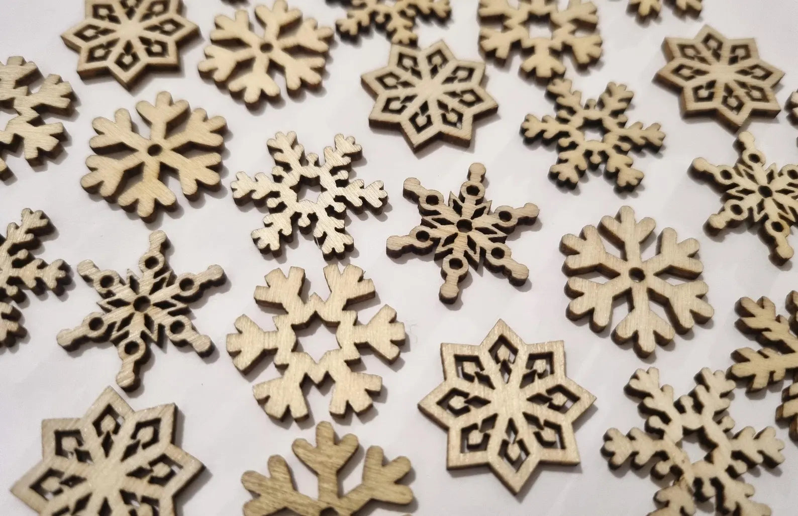 Rustic Wooden Snowflakes: Christmas Table Decor, Festive Confetti